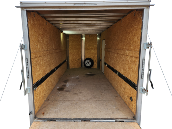 16’x7’ 7,000 GVWR R&M Enclosed Cargo Trailer - Image 2